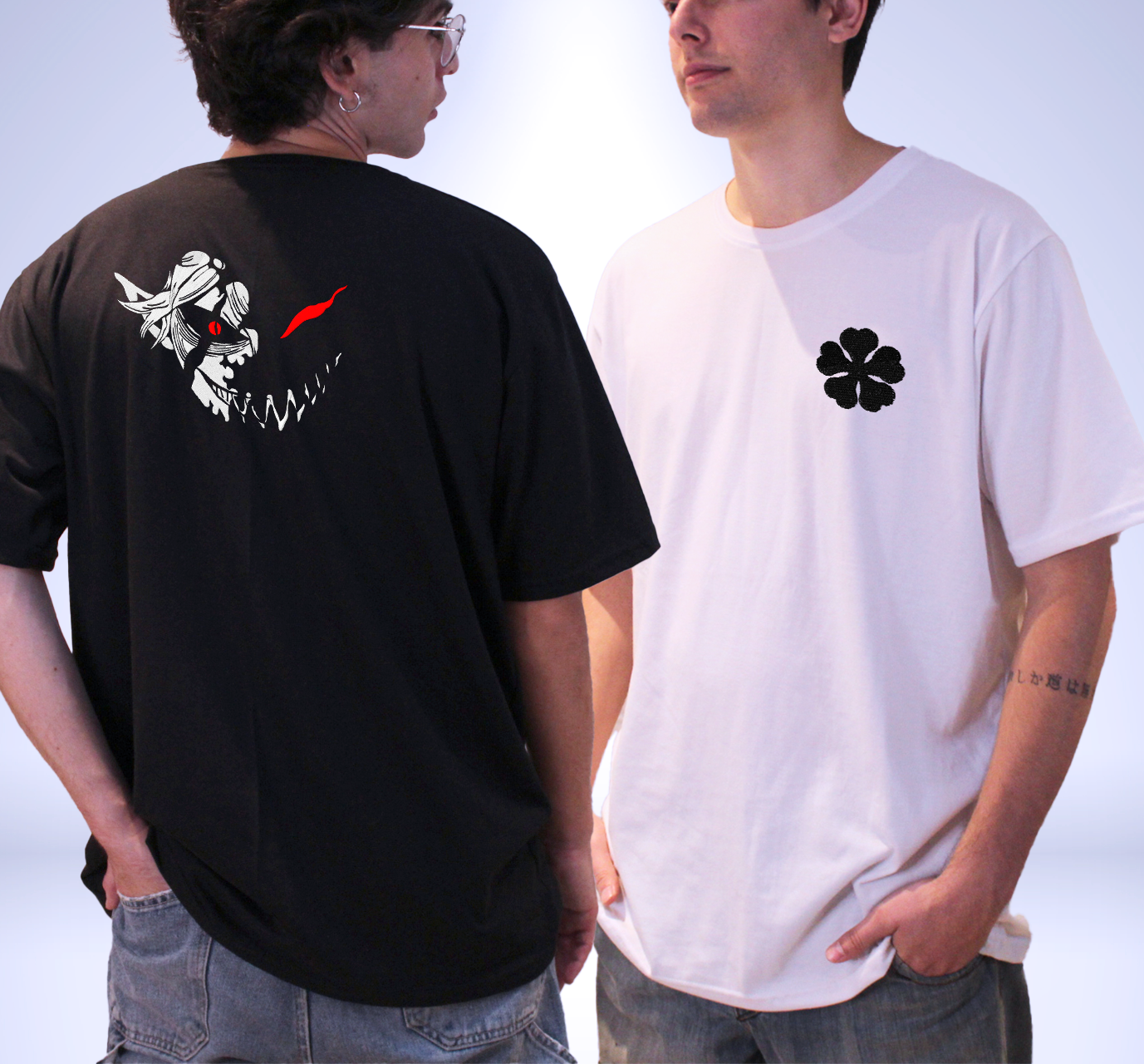 BLACK CLOVER POLERA