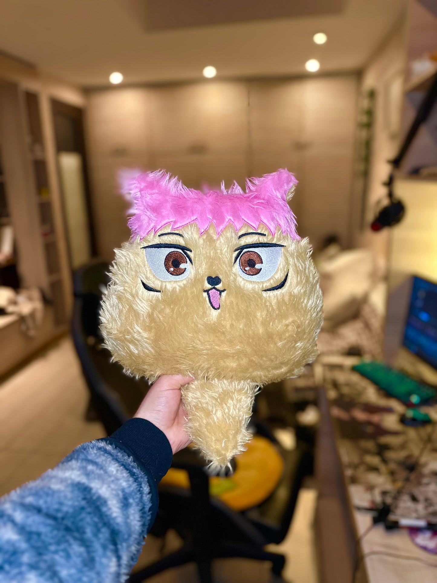 YUJI GATO PELUCHE