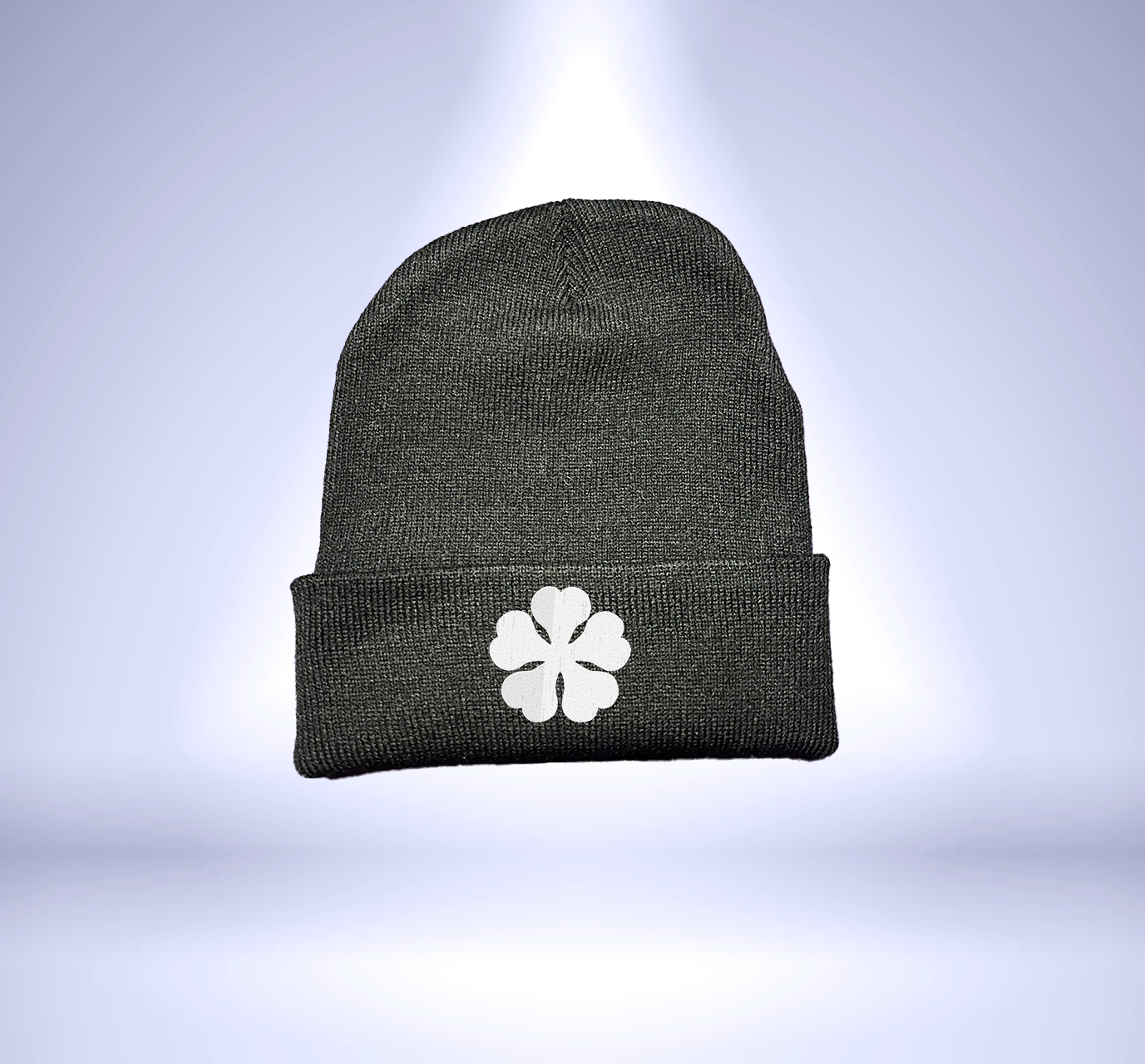 BLACK CLOVER - Gorro Bordado